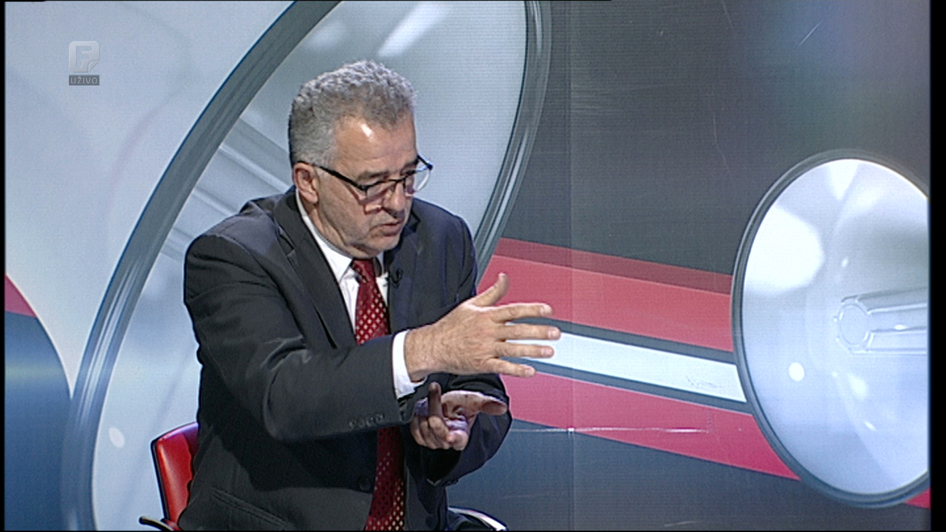 Prlić: Pozitivnom diskriminacijom birati Hrvate iz sredina gdje su manjina
